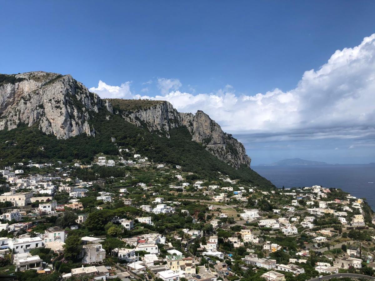 La Baia Di Napoli Apartment กาปรี ภายนอก รูปภาพ