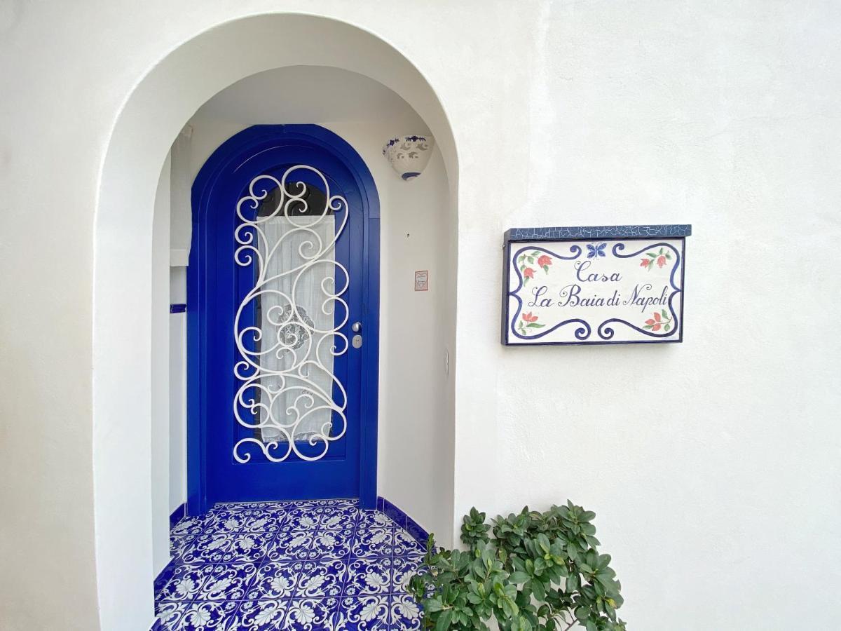 La Baia Di Napoli Apartment กาปรี ภายนอก รูปภาพ