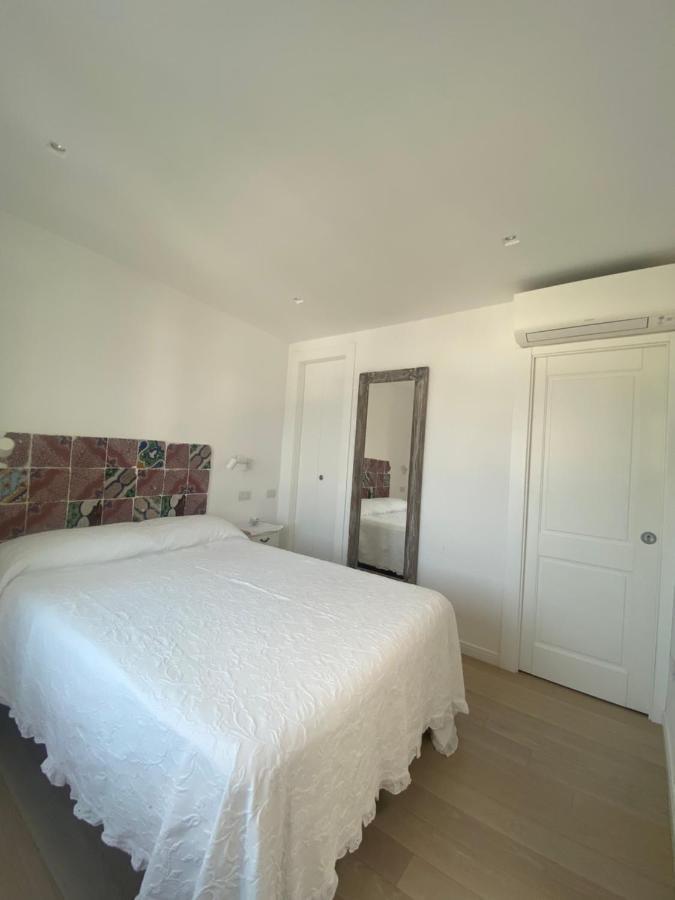 La Baia Di Napoli Apartment กาปรี ภายนอก รูปภาพ